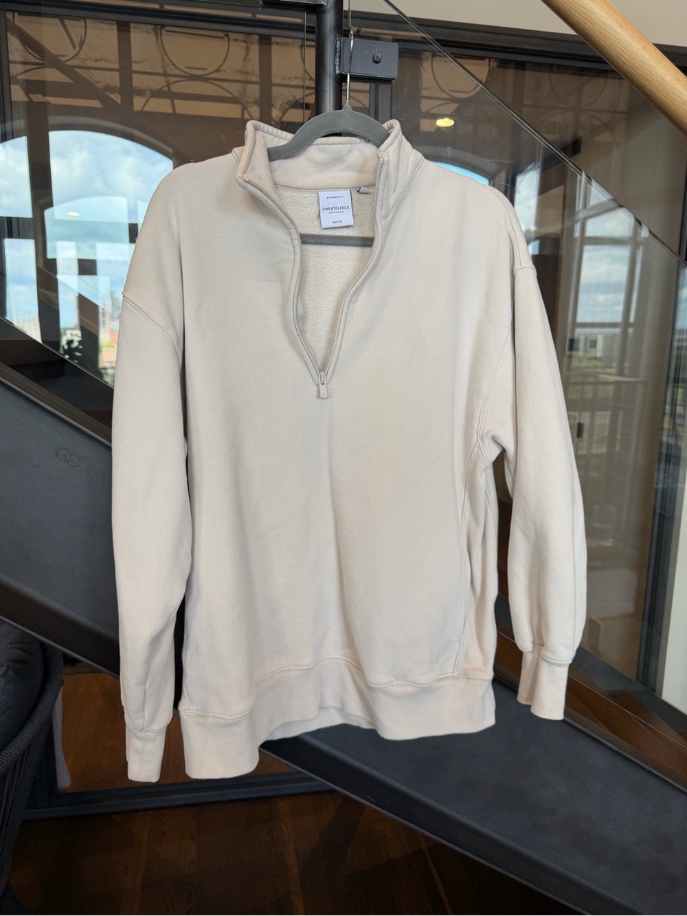 Aritzia 1/2 Zip Boyfriend Fit Fleece Sweatshirt in Oatmeal